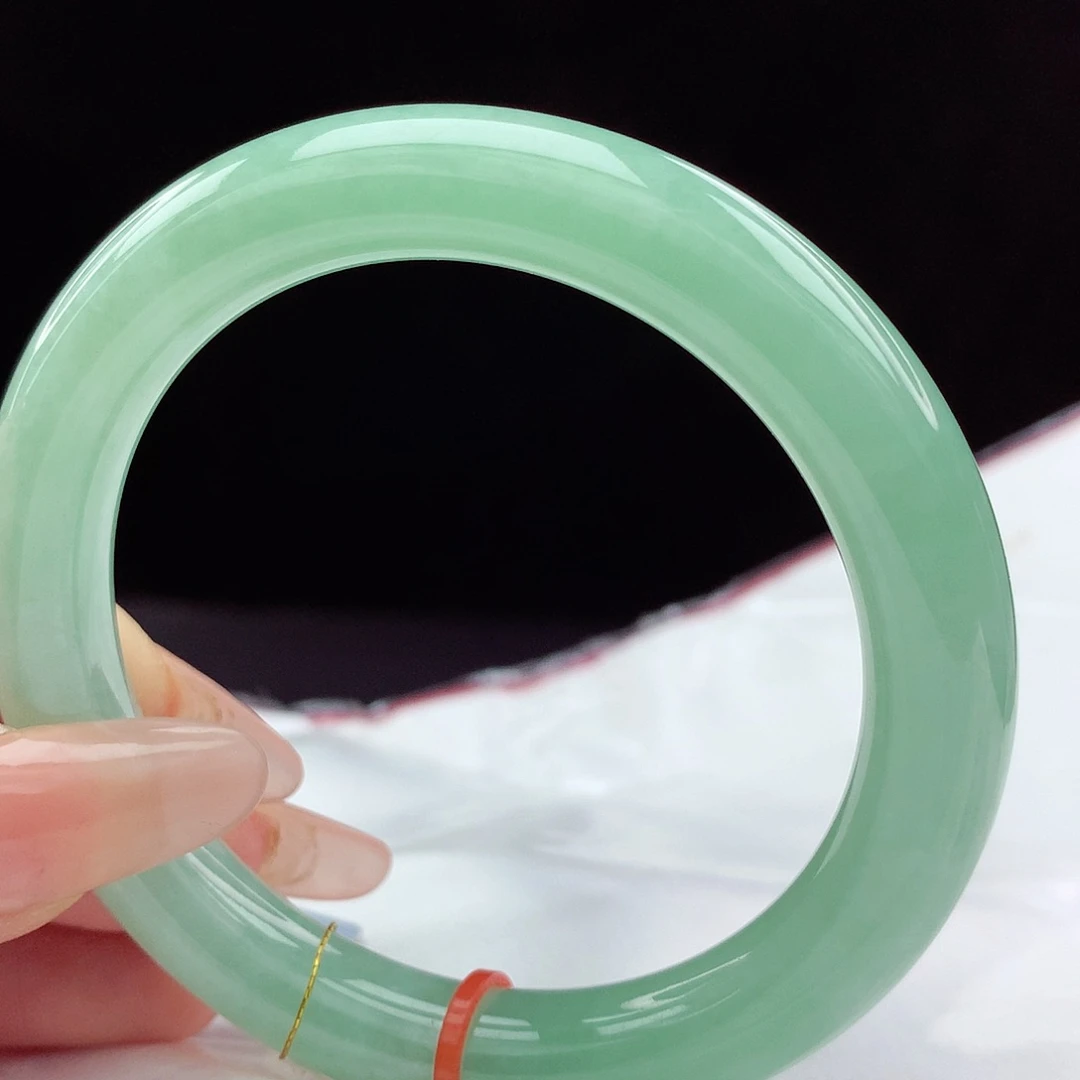 翡翠手镯未镶嵌糖****橙55胖圆424