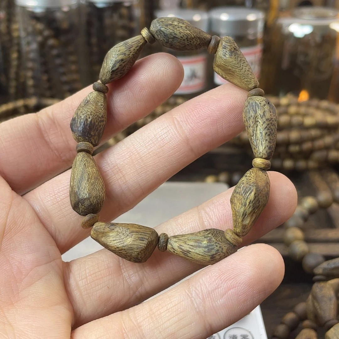 卡8树丁沉香奇楠手串7g+