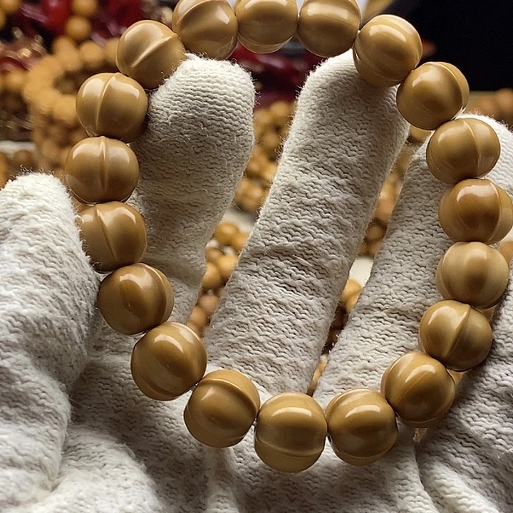 猴头核桃吊坠三花鲨鱼13瑕疵款介意勿拍