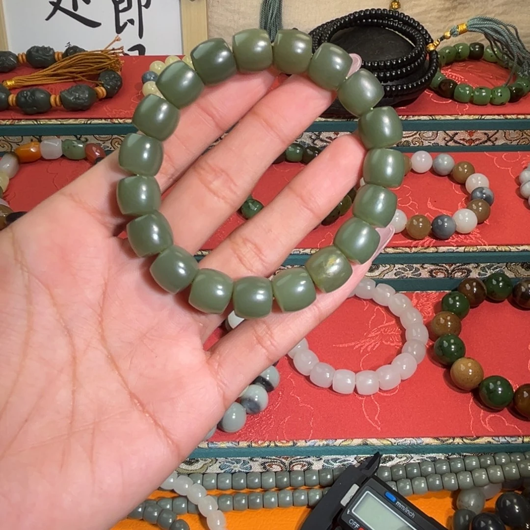 和田玉手链未镶嵌老***人