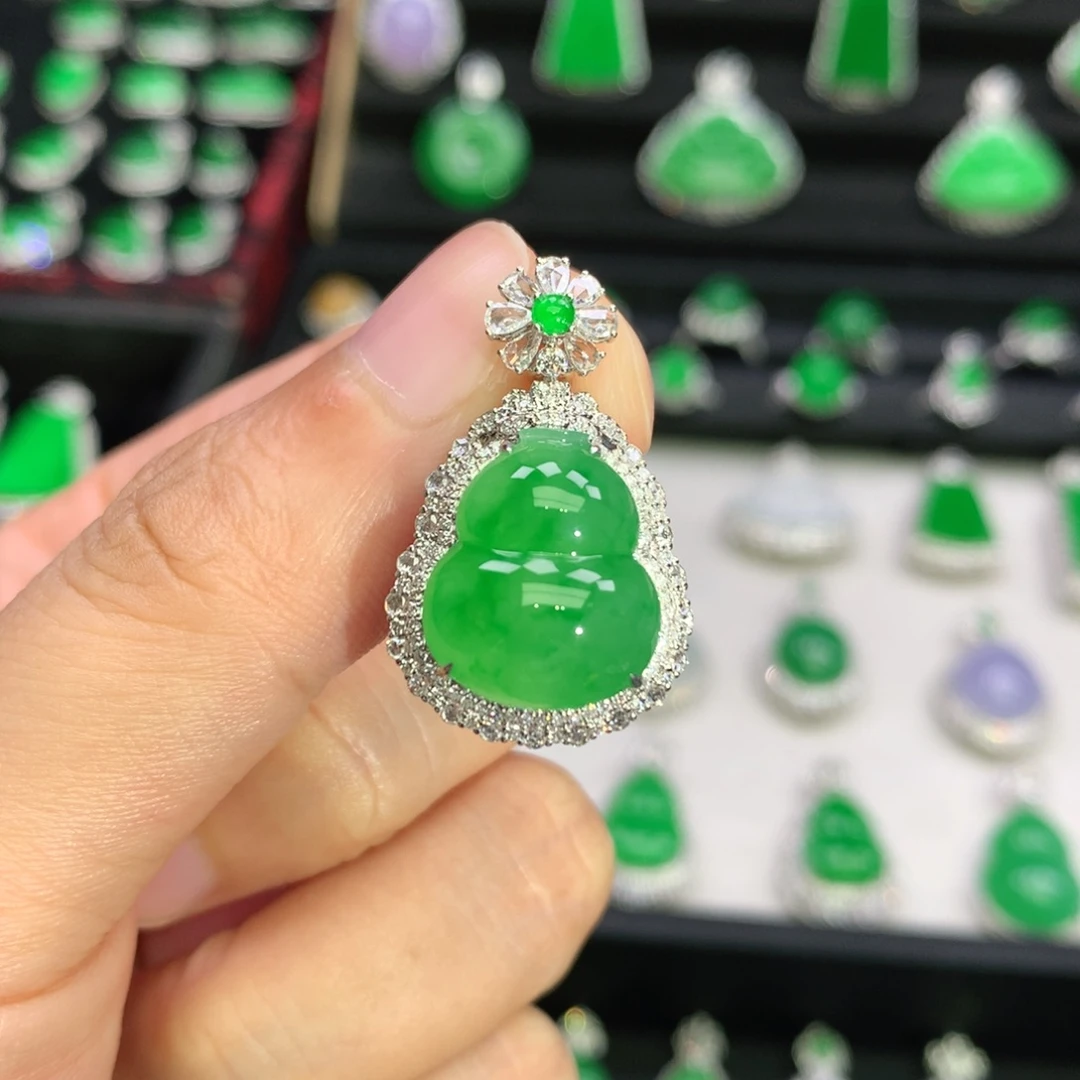 翡翠18K金镶嵌吊坠(不含链)