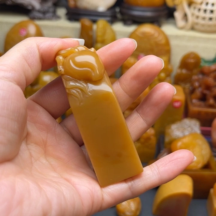 慈***肴印石寿山石题材：工艺品