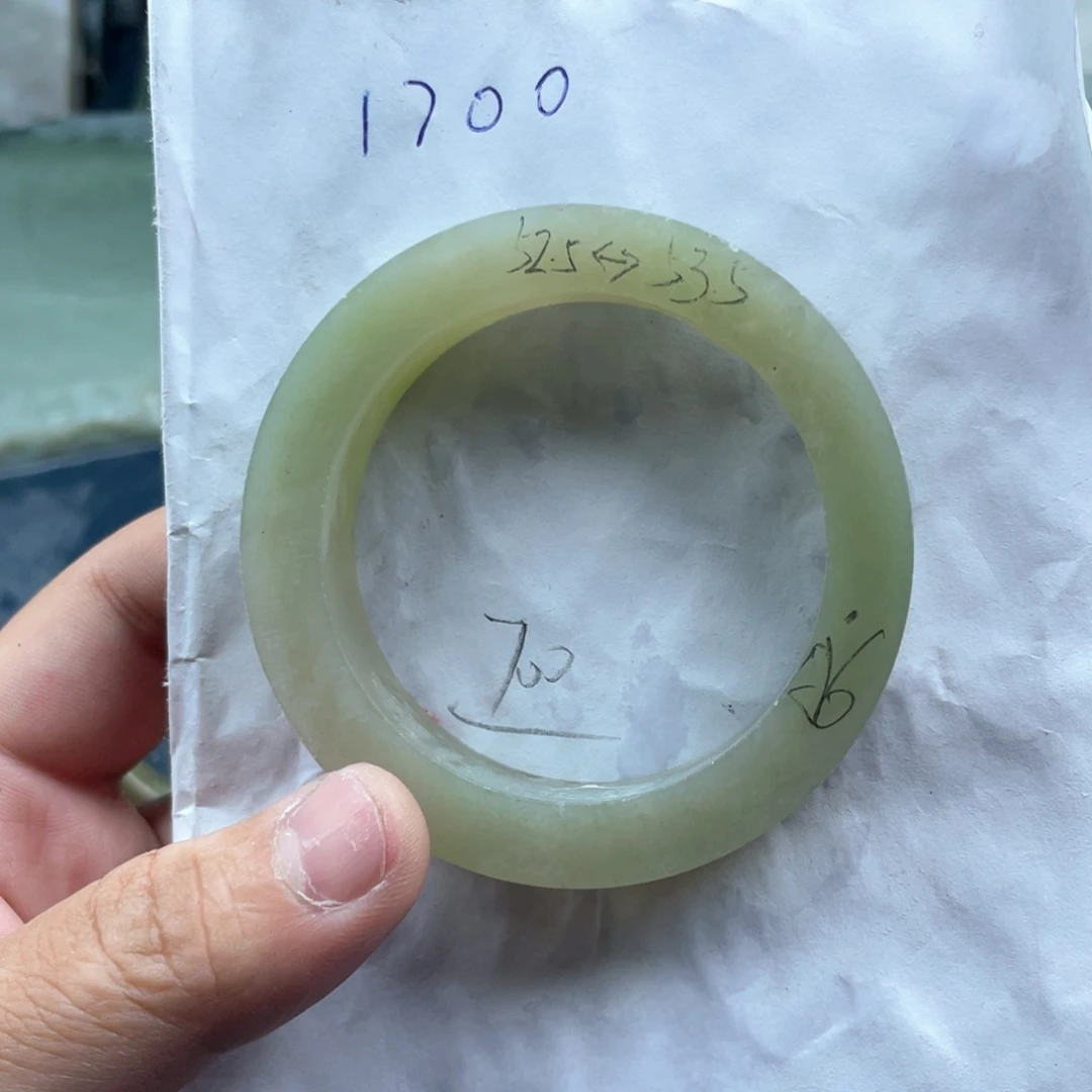 用***4定制和田玉定制手镯