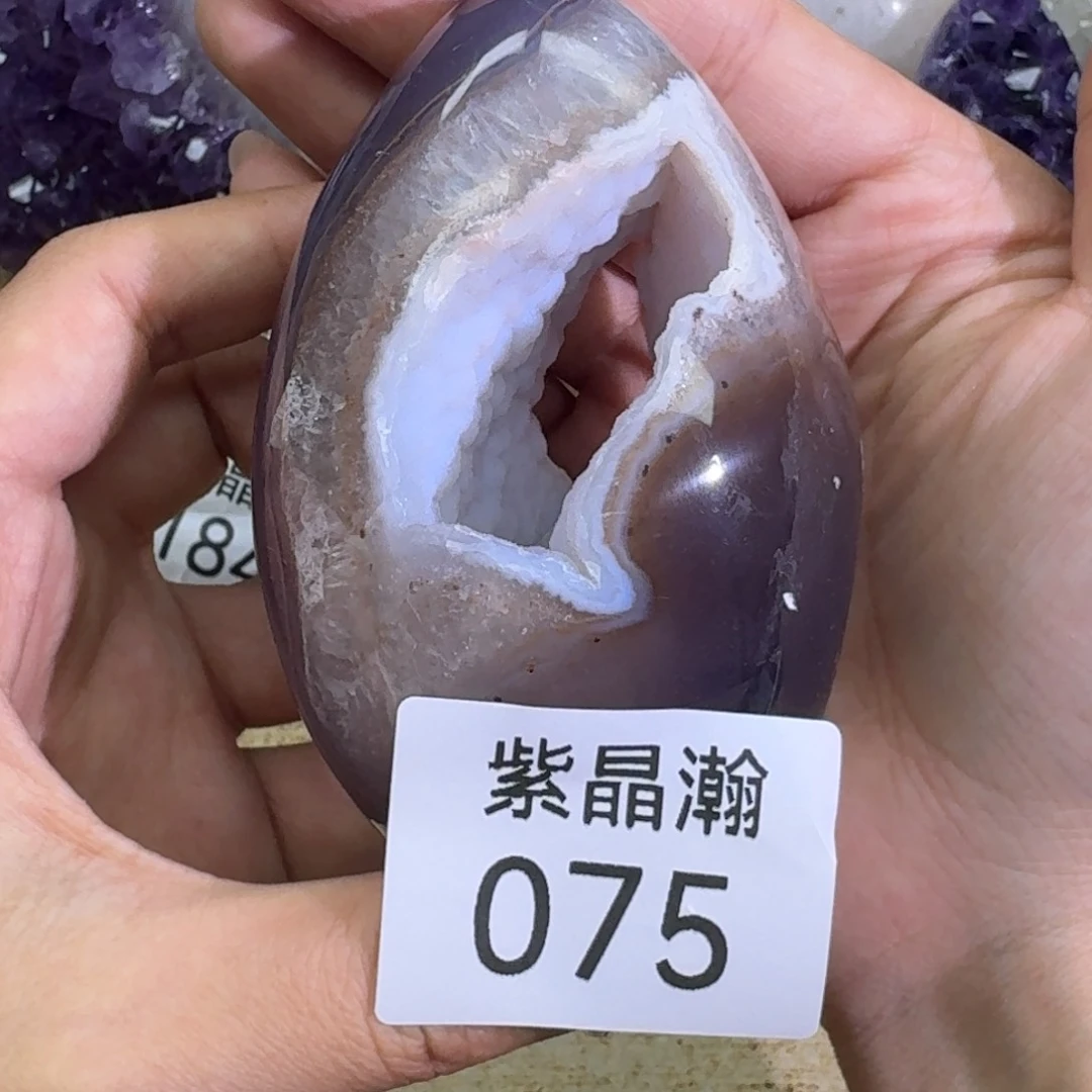 未镶嵌水晶大型摆件（非配饰）