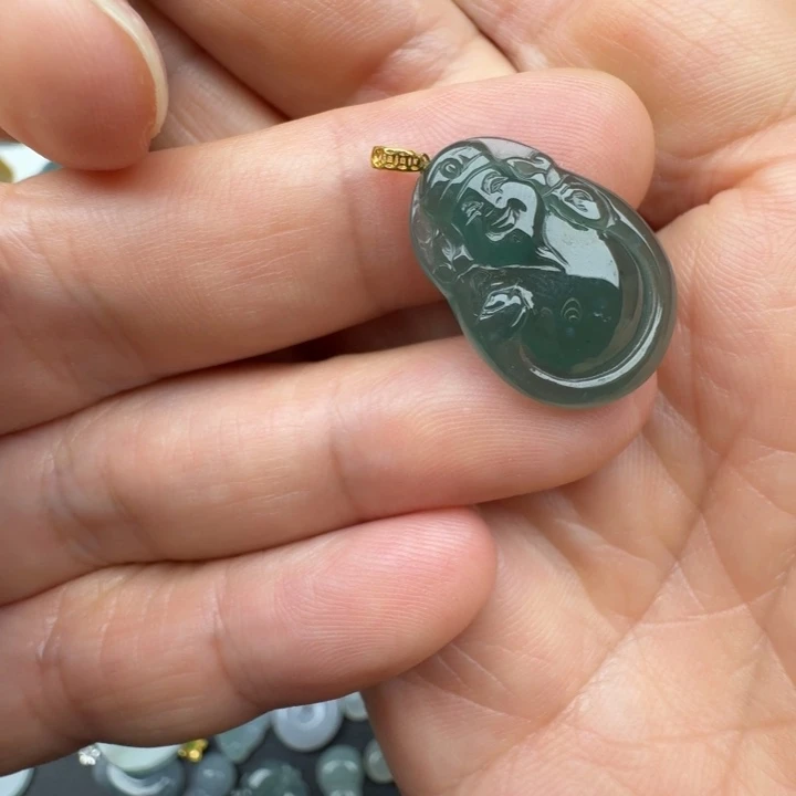 吊坠(不含链)18K金镶嵌翡翠