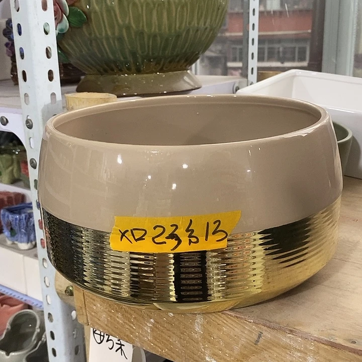 摆件陶盆有孔 微瑕介意勿拍