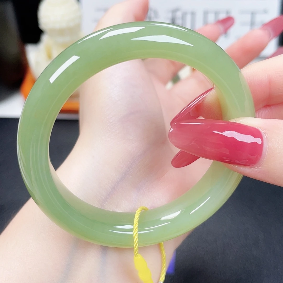 和田玉未镶嵌手镯5455
