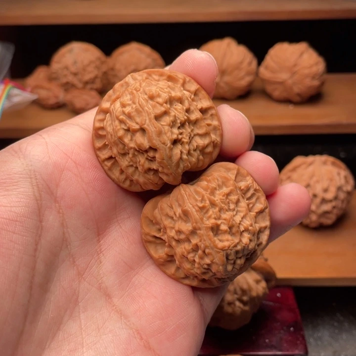 吊坠文玩核桃40毕业全品红皮老款球白