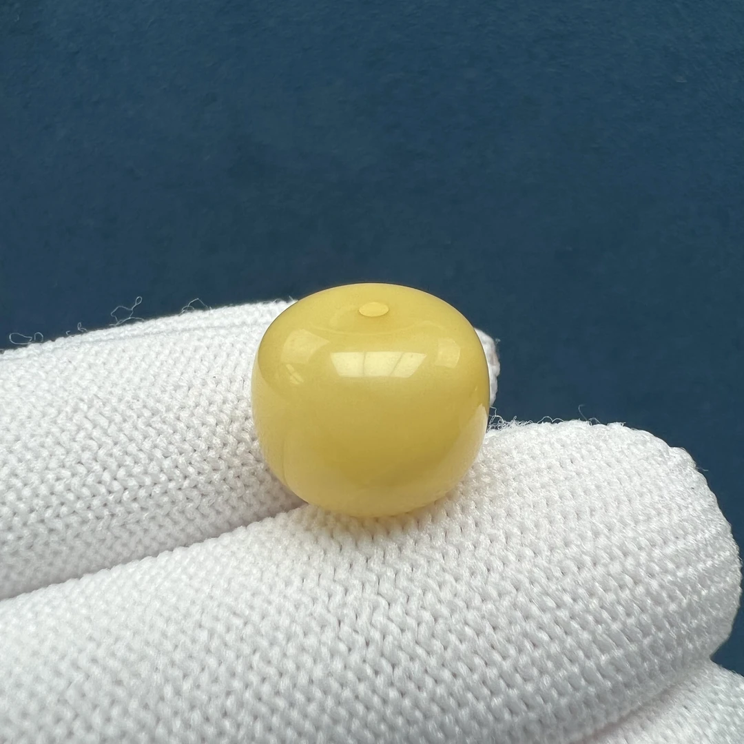 B9870天然原矿蜜蜡【微瑕】老型 13.4*11mm 支持复检 假一罚十