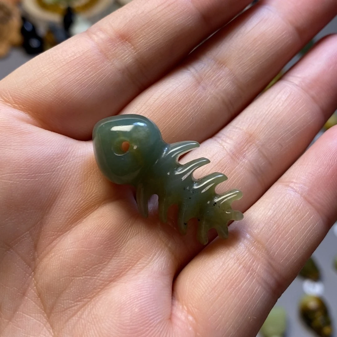 【闪购商品】蛇纹石玉未镶嵌配珠
