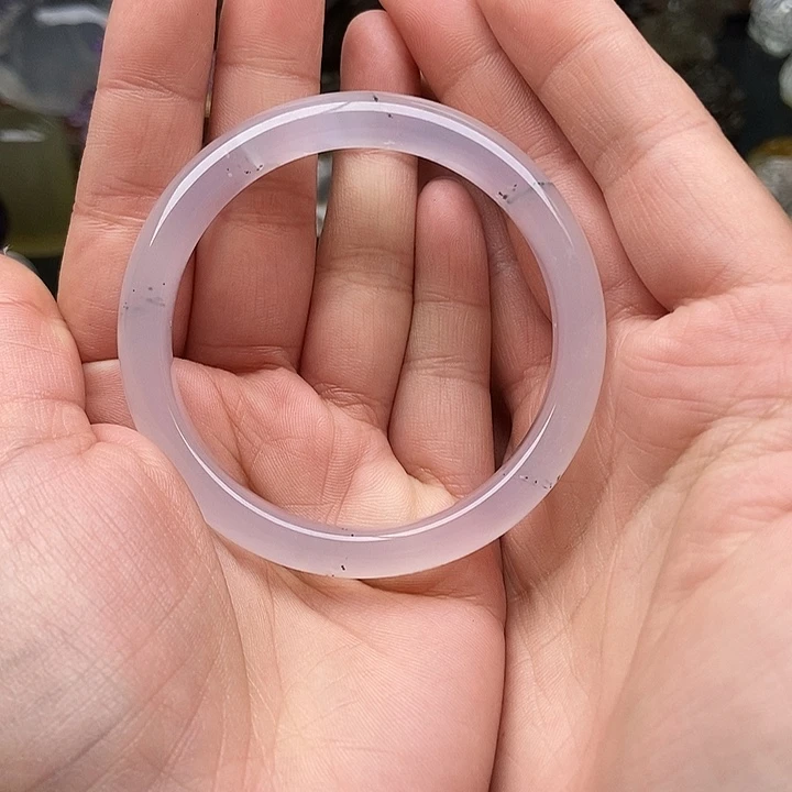 陆***光未镶嵌水晶大型摆件（非配饰）