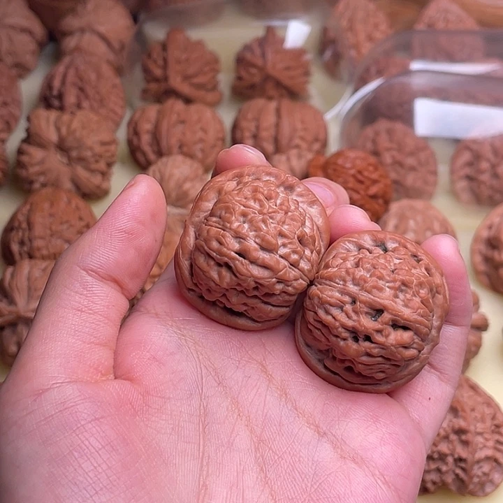 浪***心文玩核桃把件莲花