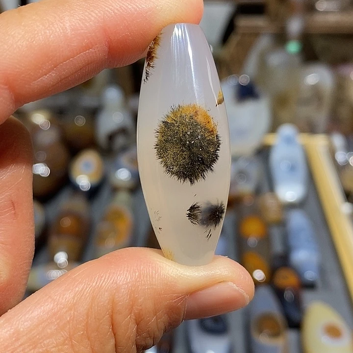 未镶嵌颈饰玛瑙/玉髓