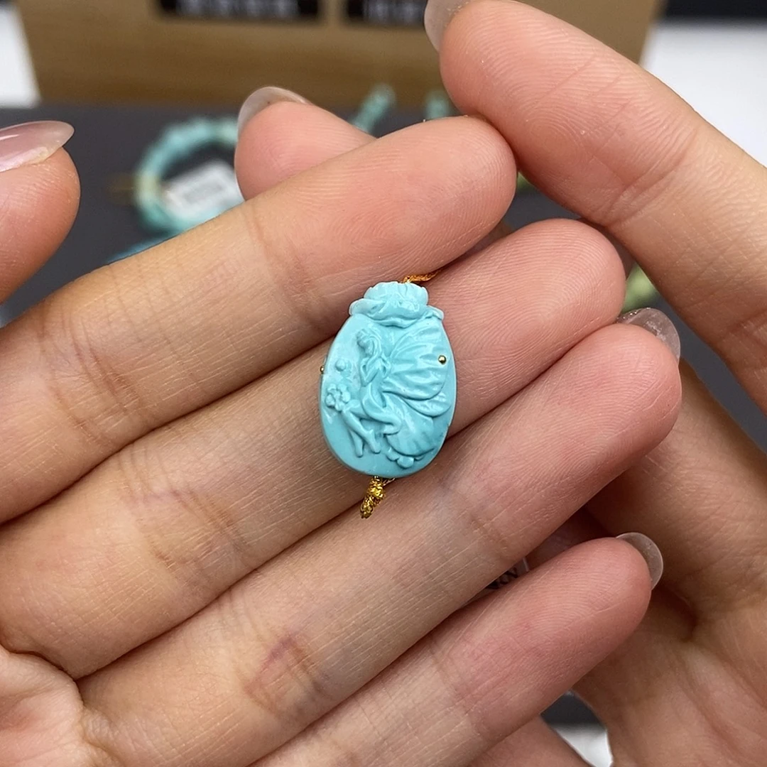 桃***呀绿松石未镶嵌珠宝奇石