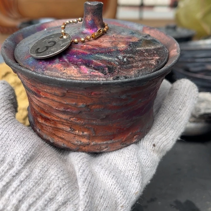 薄**茶荥经黑砂3号窑宝1只