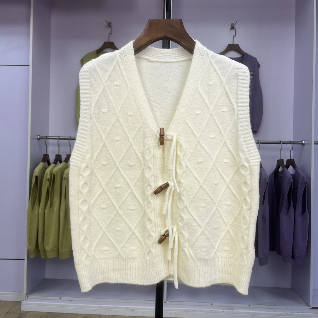 348中式盘扣马甲菱形麻花马夹时尚提花百搭女装气质宽松马甲背心