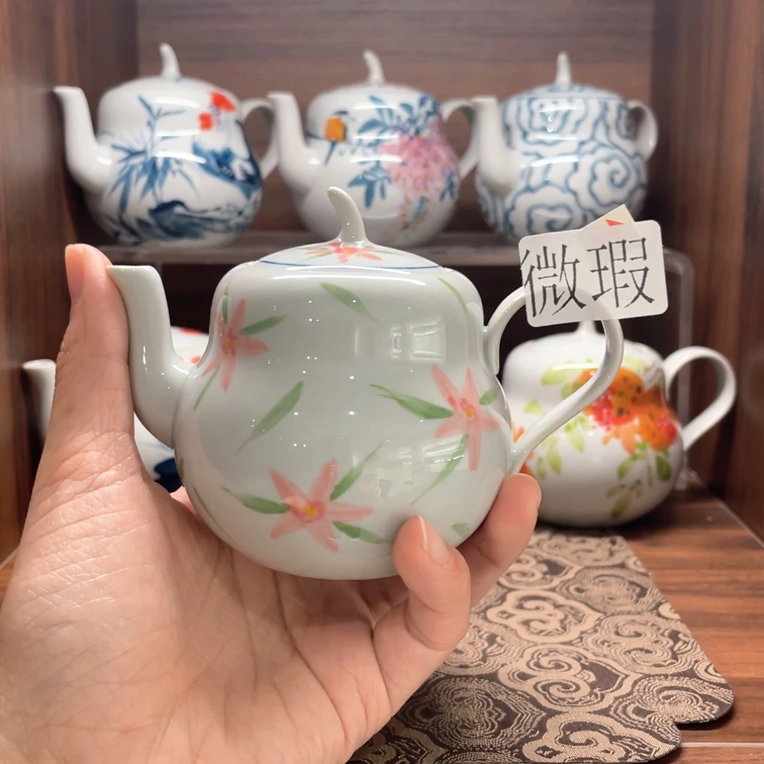 釉下手绘茶具微瑕