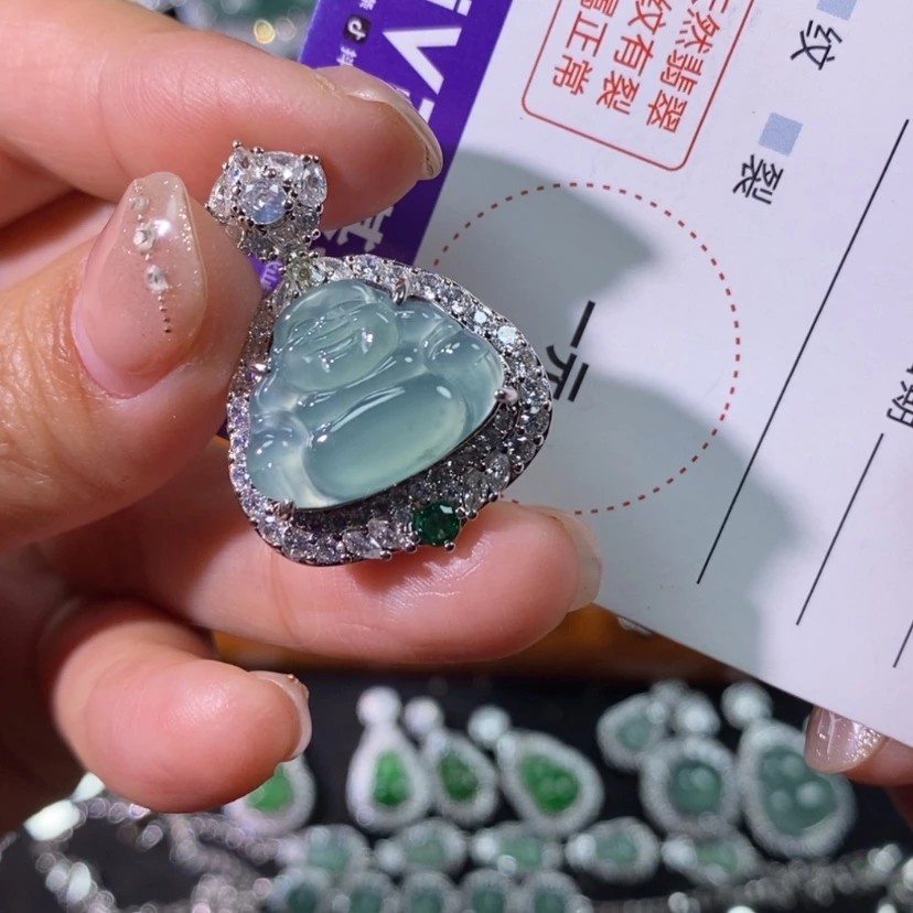 【闪购商品】翡翠颈饰未镶嵌天然