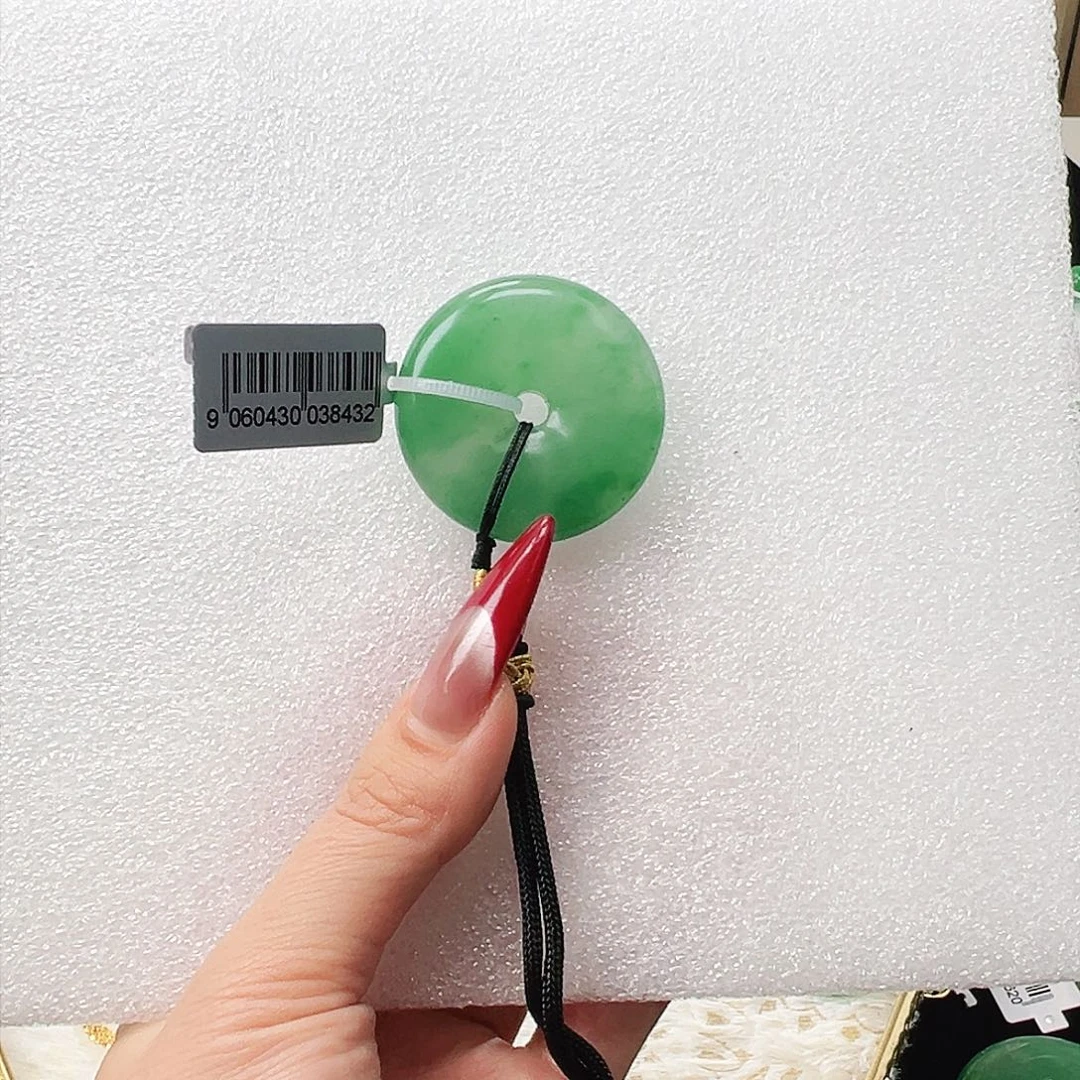 石英质玉颈饰未镶嵌阿****力