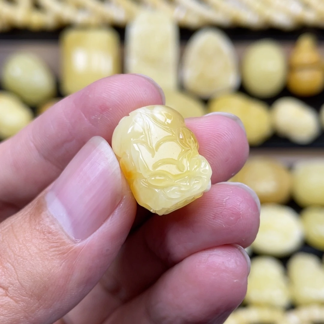 琥珀未镶嵌裸石琥珀蜜蜡