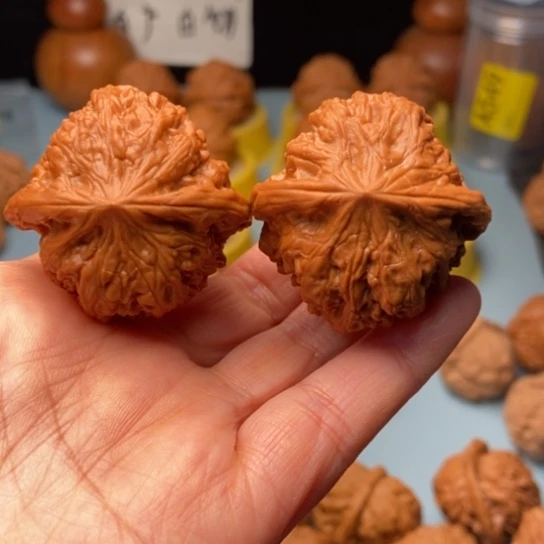 文玩核桃吊坠凹底全品 40