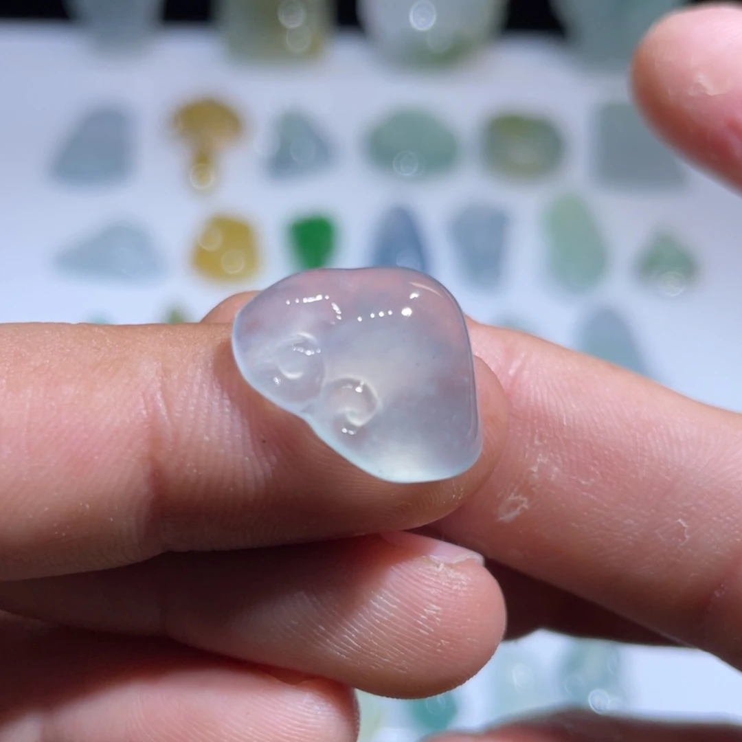 颈饰未镶嵌翡翠如意