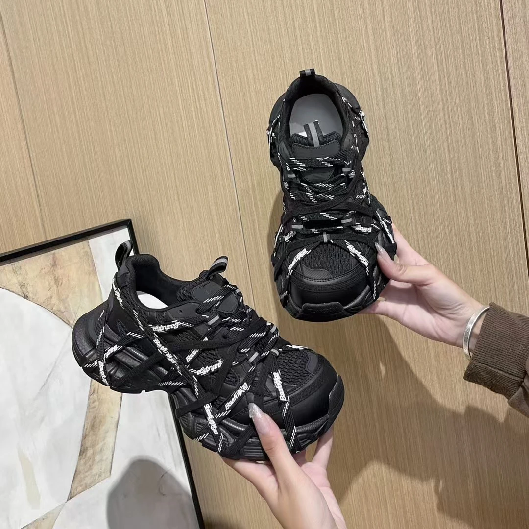 2025年秋冬季新款老爹鞋时尚潮流休闲款8844