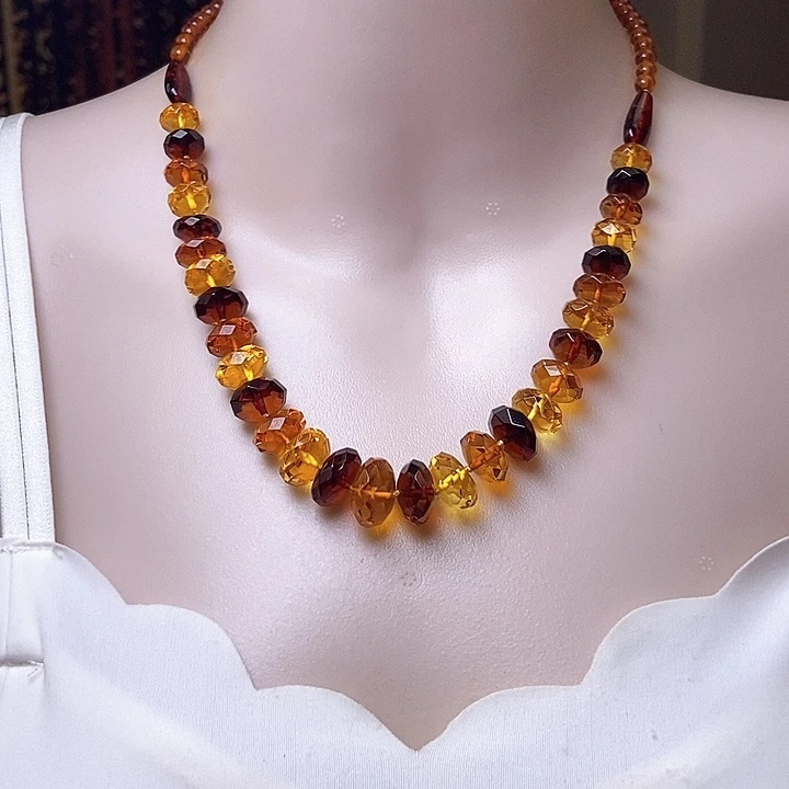 琥珀颈饰未镶嵌项链