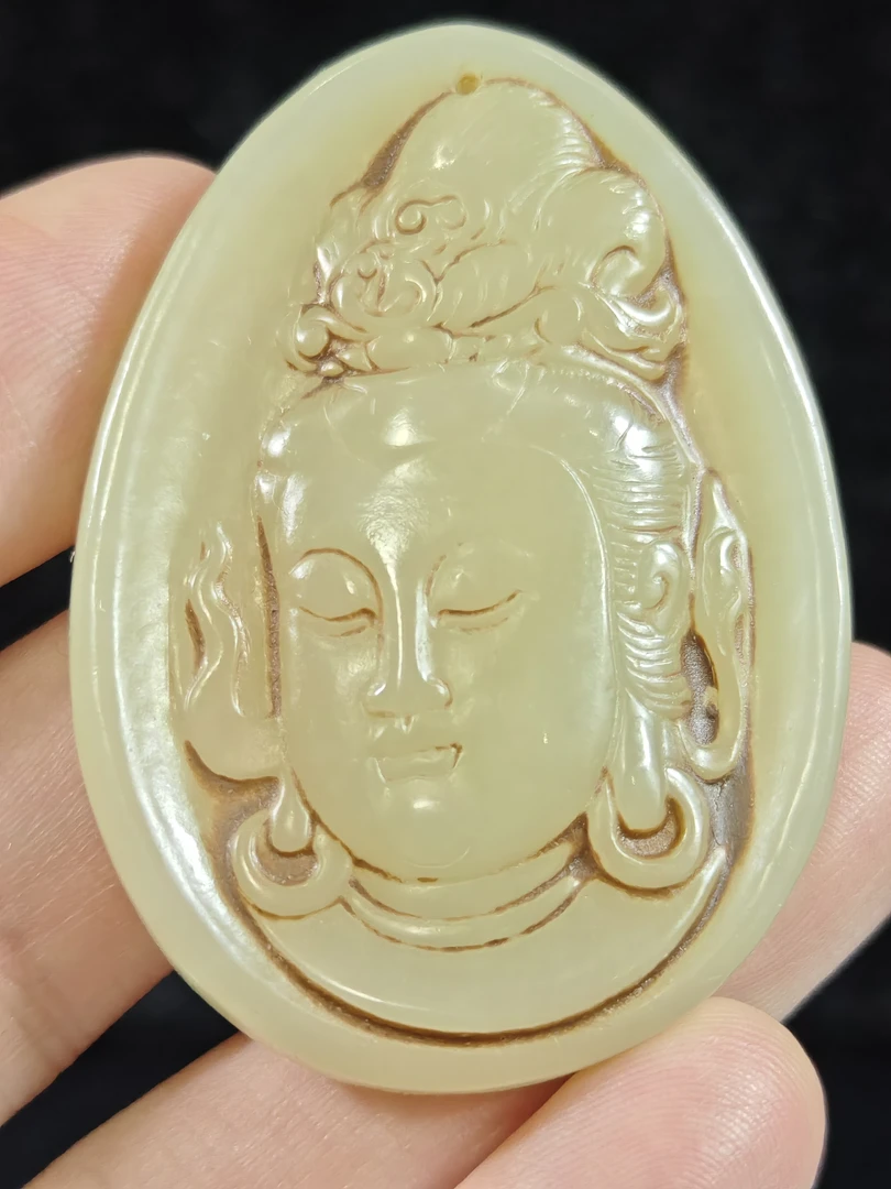 旧藏天然和田玉观音挂件玉佩25克51*37*7mm