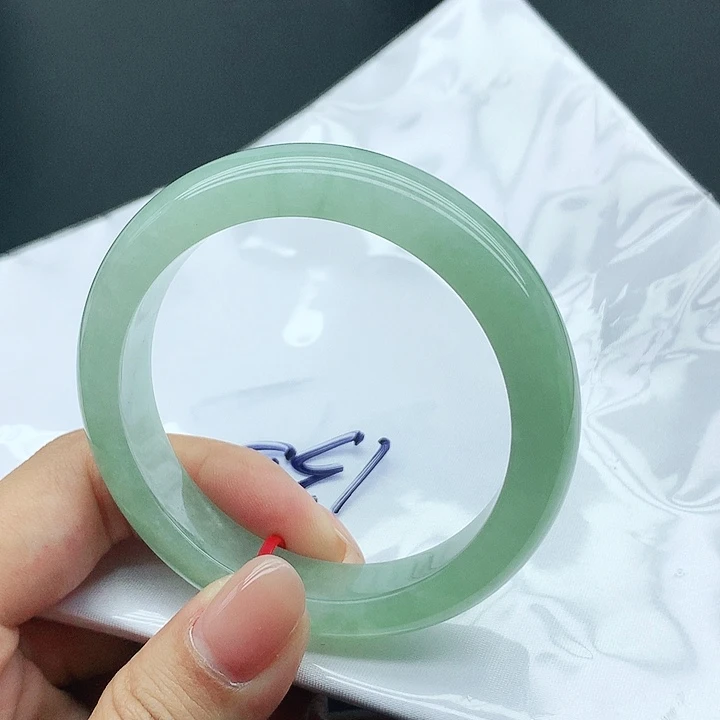 未镶嵌手镯翡翠130