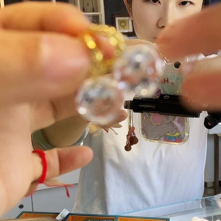 靈***草和田玉未镶嵌珠宝奇石