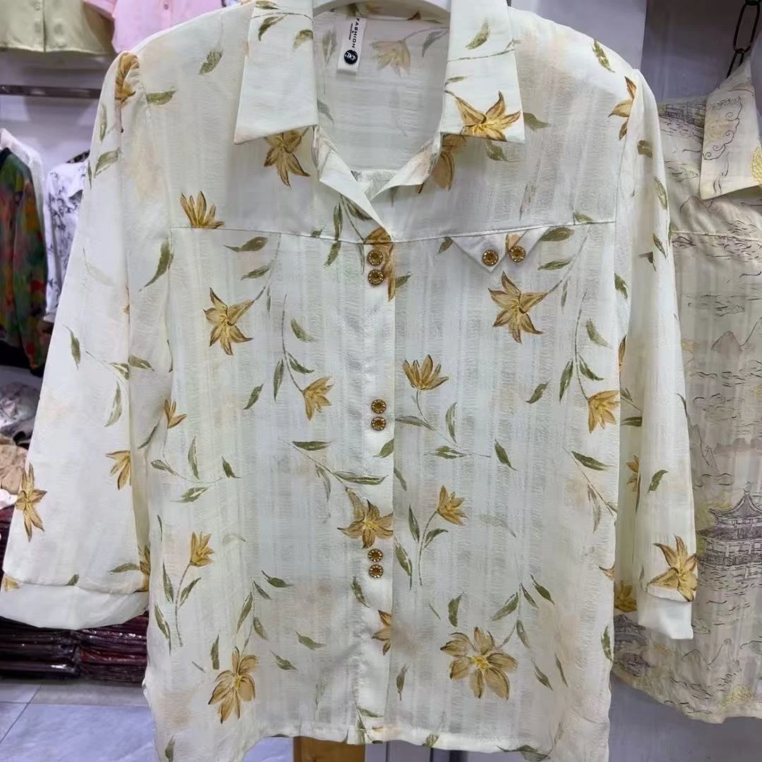 女士翻领时尚减龄气质碎花套头衬衫（卡码拍大）