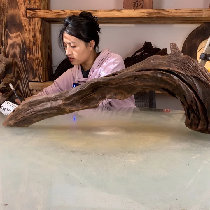 文***刀天然的云南紫柚木会黄水