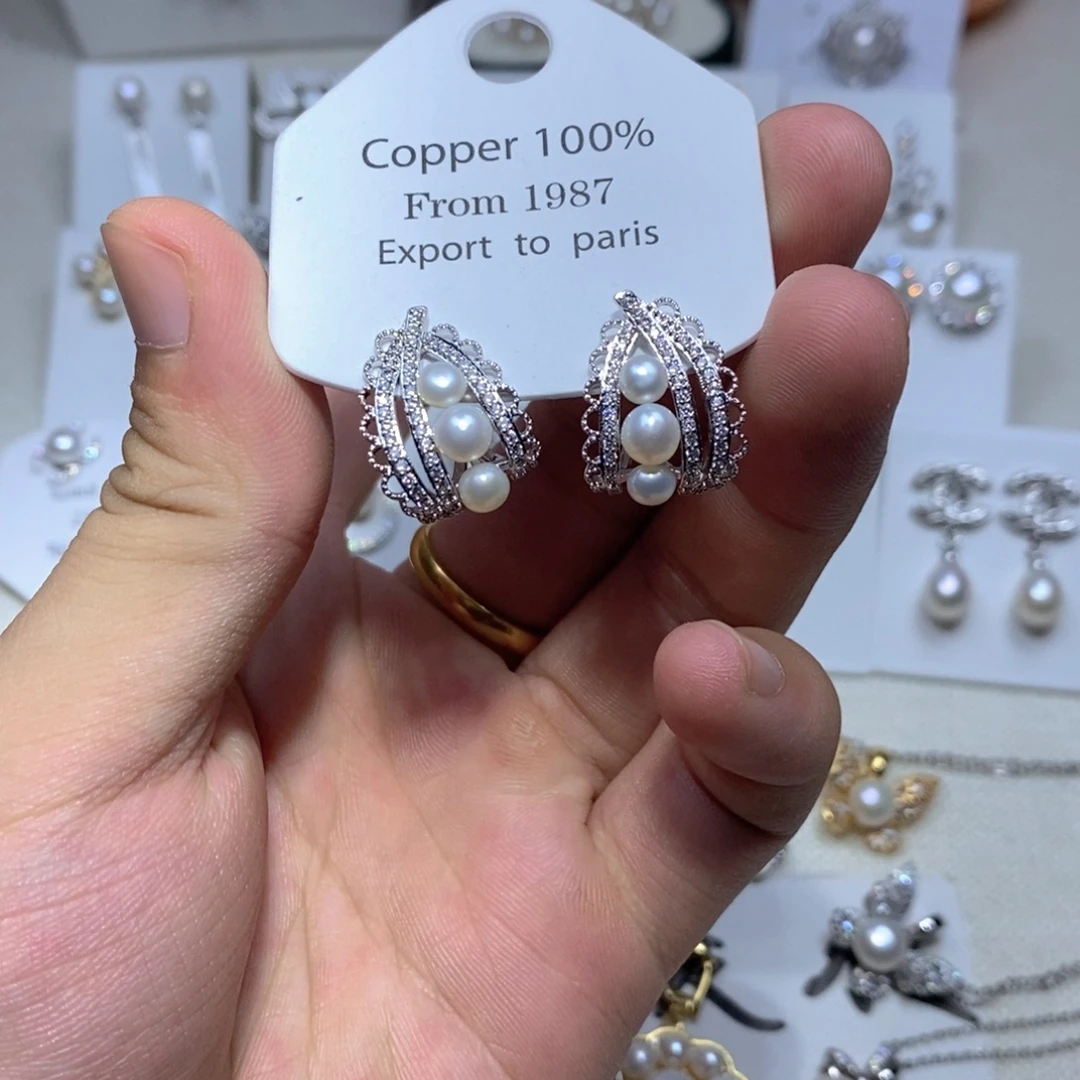 未镶嵌淡水珍珠耳饰