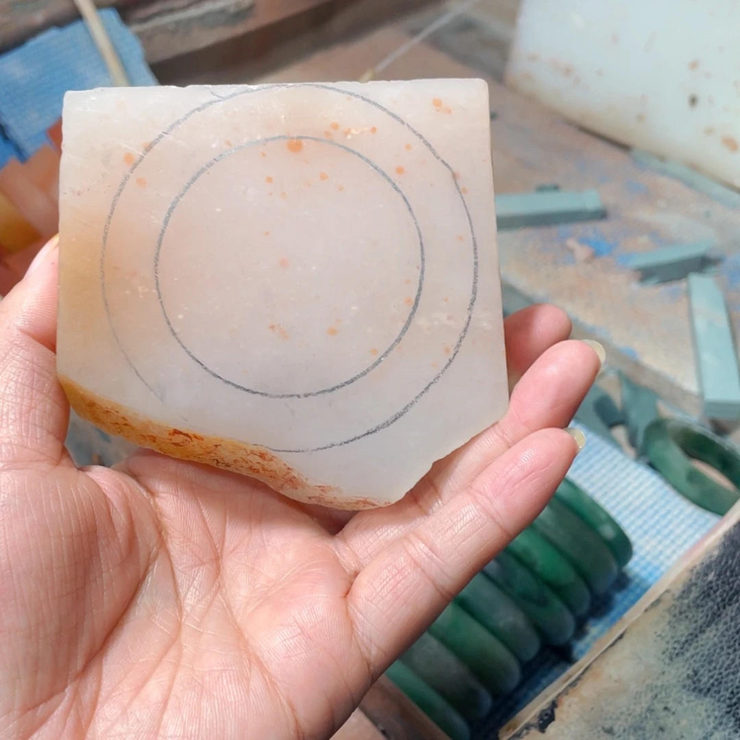 余***好定制石英岩玉定制加工