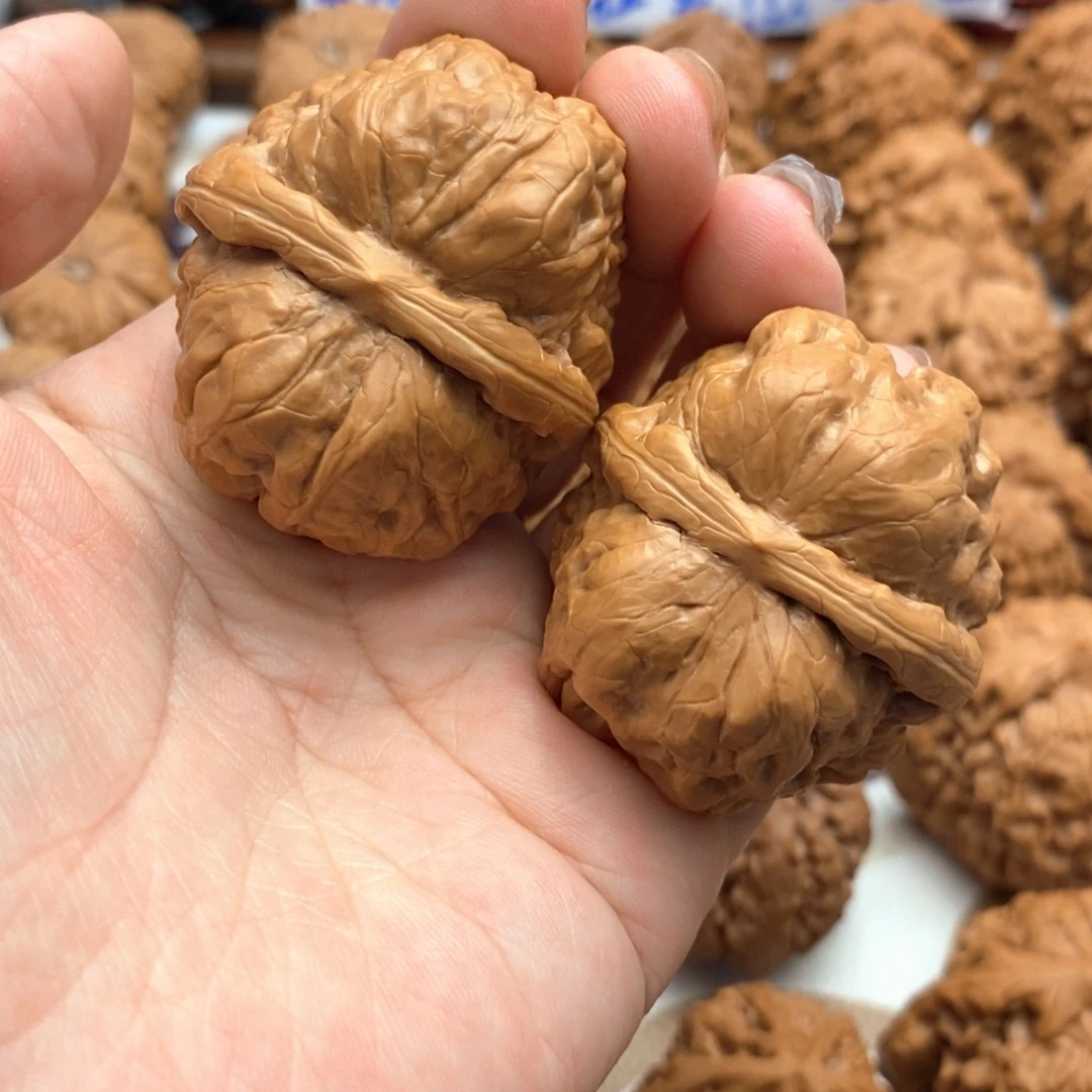 【闪购商品】文玩核桃把件边41肚44蛤蟆头