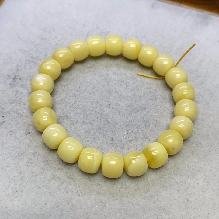 蜜蜡裸石未镶嵌手串