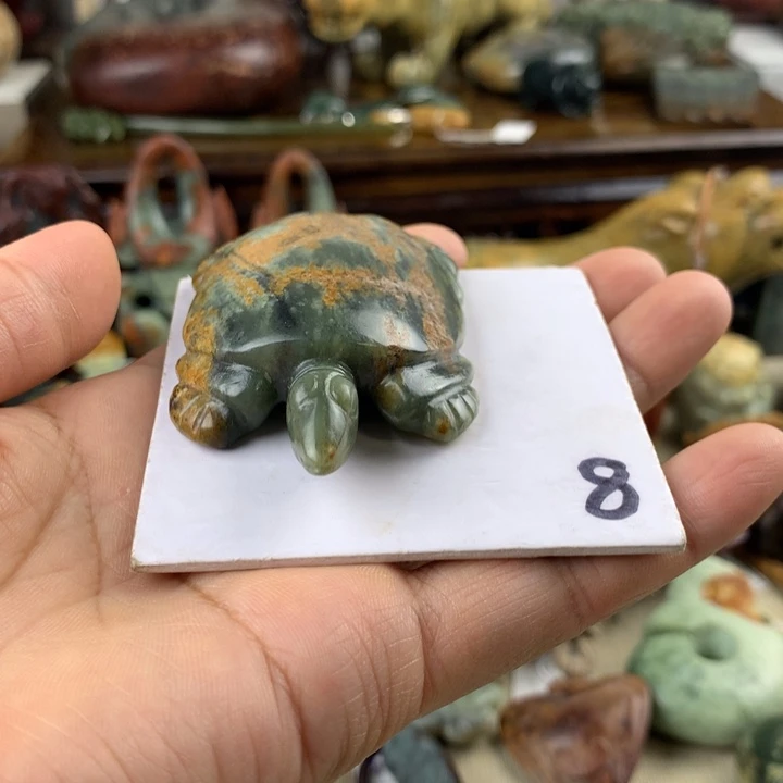 郑***康岫岩河磨玉（透闪石质玉）未镶嵌珠宝奇石