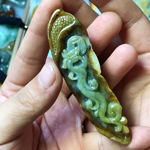 颈饰未镶嵌翡翠福豆豆珠宝翡翠颈饰