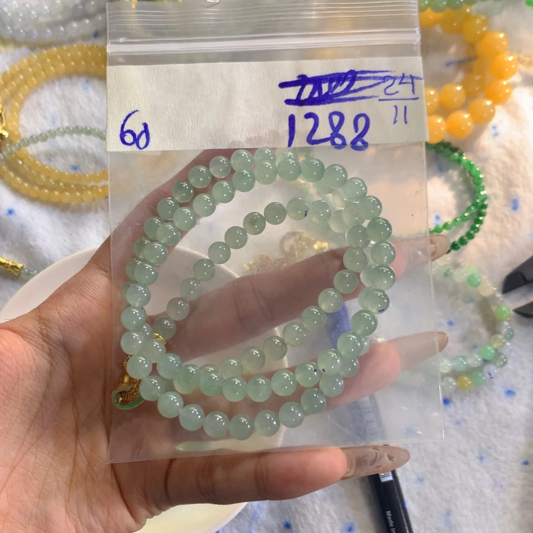 定制翡翠未镶嵌天然缅甸翡翠多样性