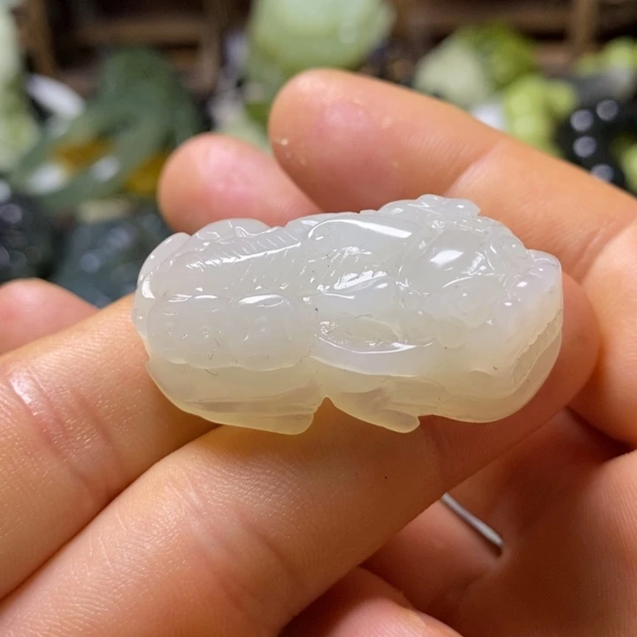 岫玉未镶嵌岫玉颈饰