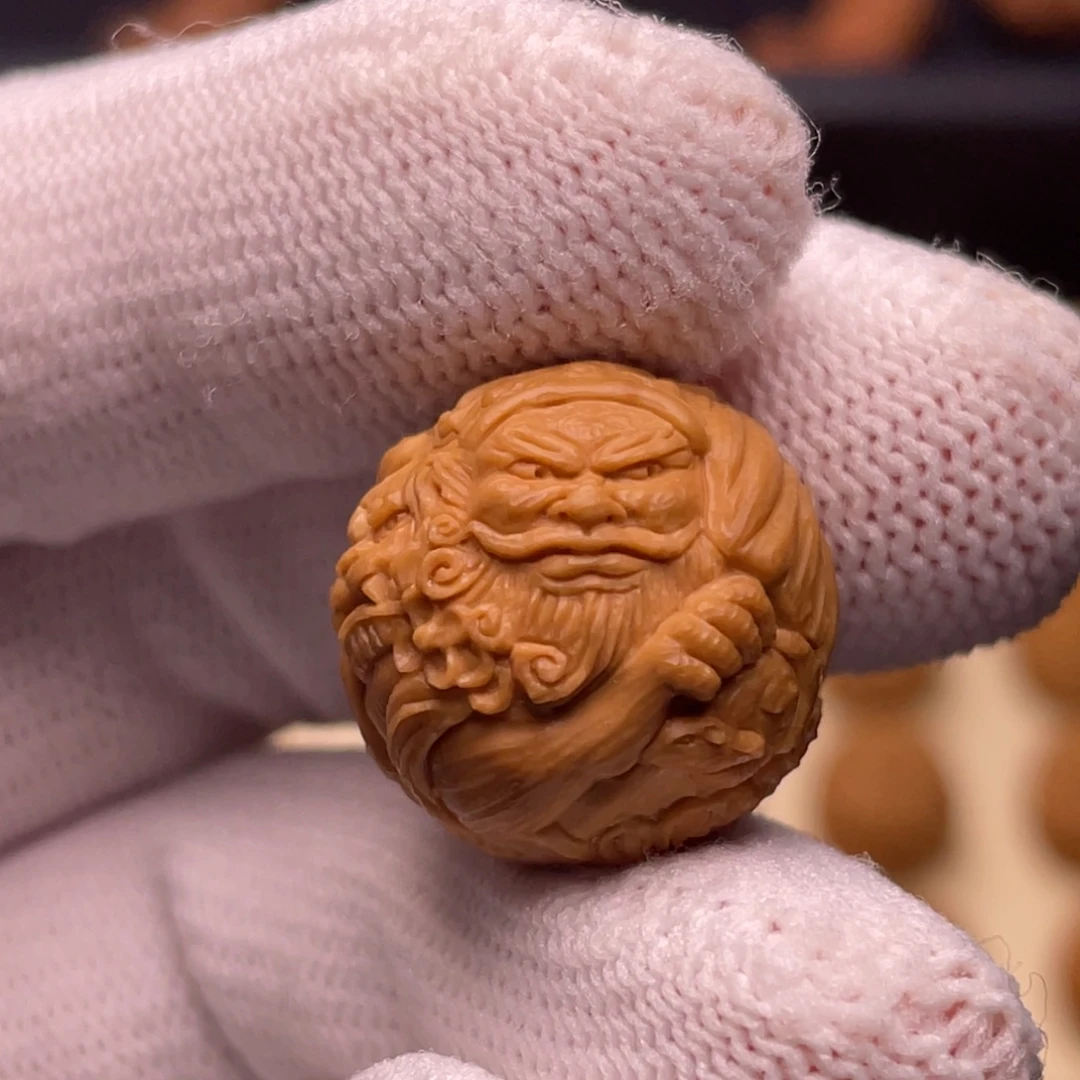 猴头核桃吊坠财宝天王18.5