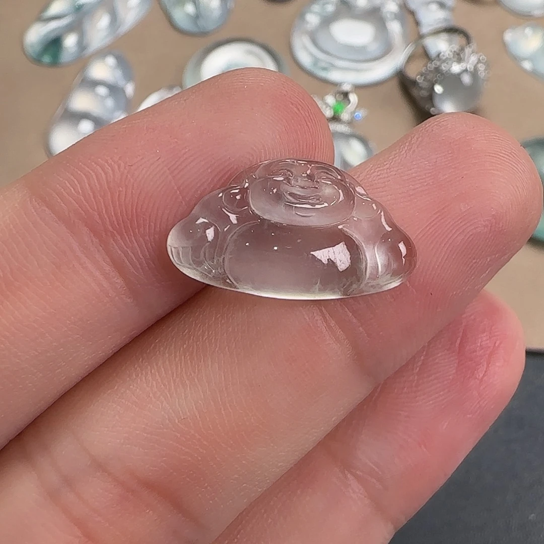 翡翠未镶嵌颈饰