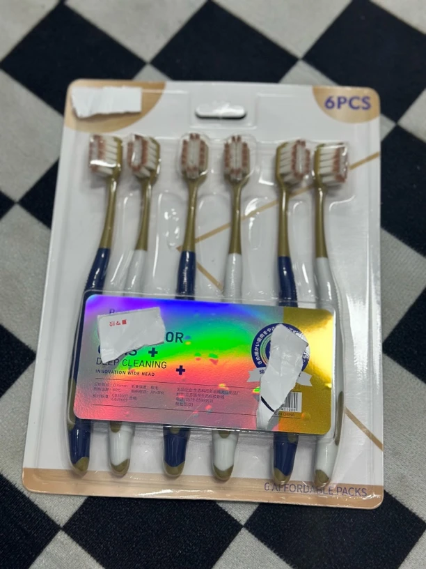 百货 1201 牙刷发一板