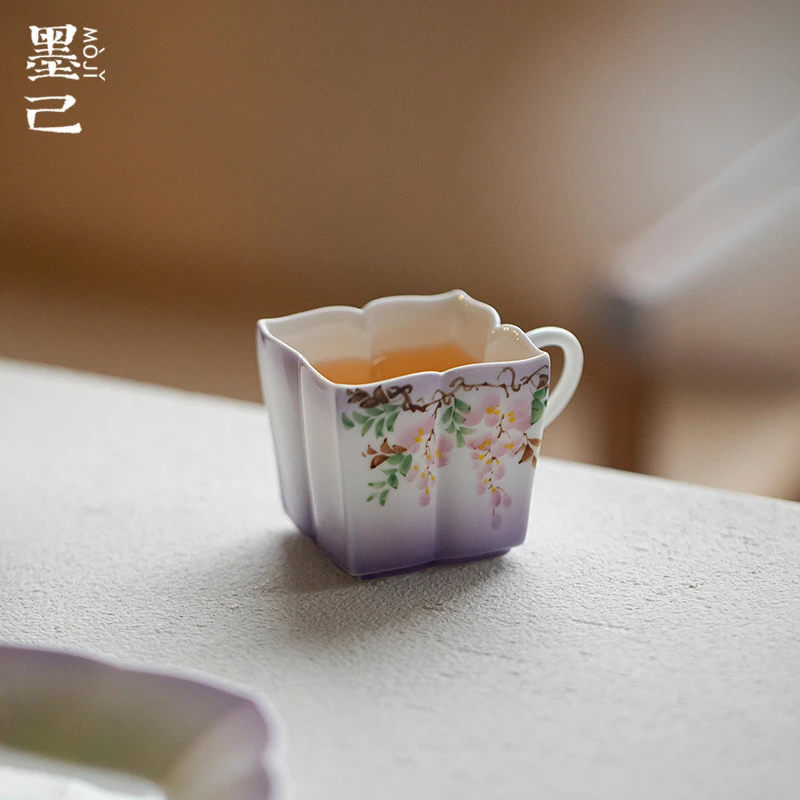 墨己玉泥手绘紫藤花家用茶杯提耳花口方形品茗杯主人杯单杯