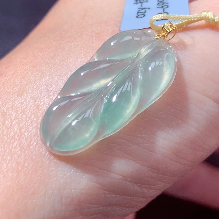 定制翡翠18K金镶嵌翡翠