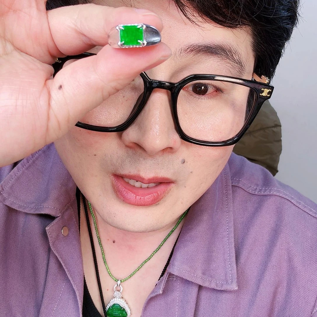 翡翠颈饰未镶嵌一个