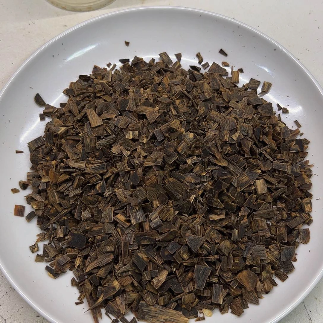 沉香沉香碎屑阿*张勺子沉水片料100克
