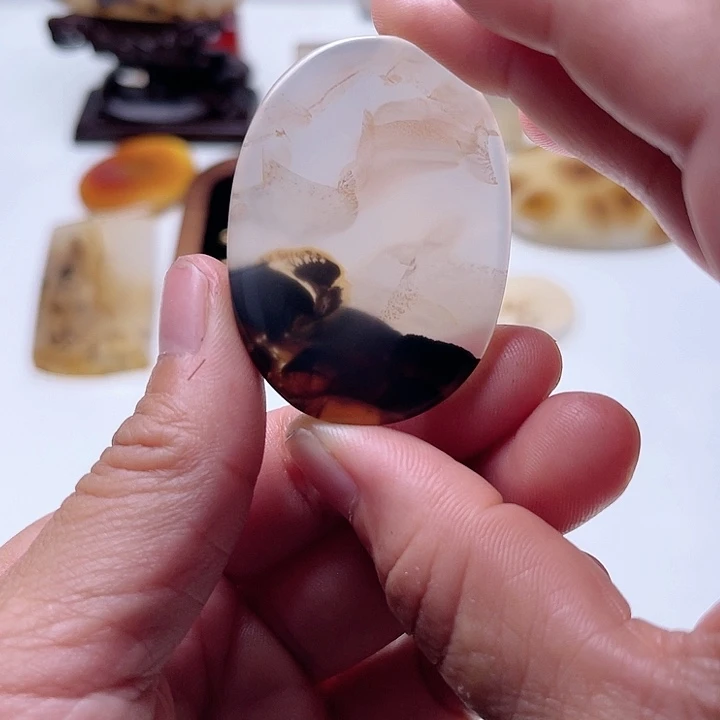 【闪购商品】玛瑙/玉髓未镶嵌珠宝半成品