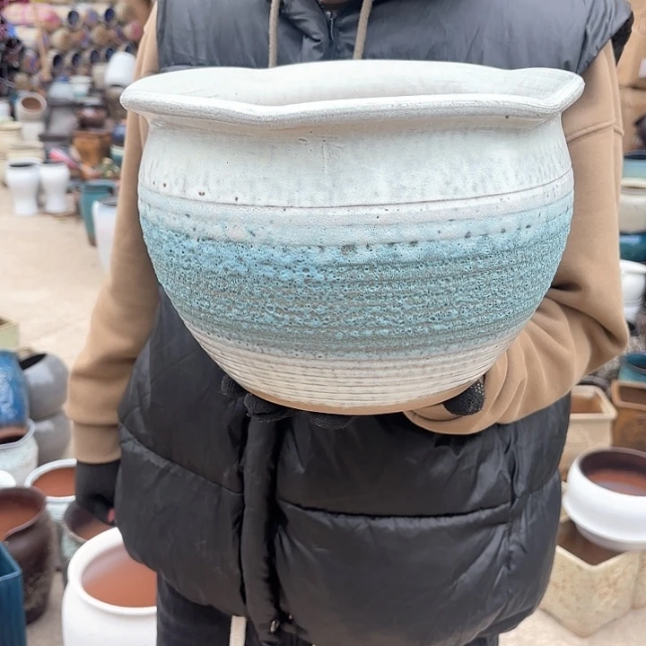 红陶蓝泡泡口径25高度18